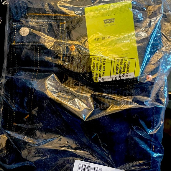 Levi's® Mens 511™ Slim Fit Jeans – Stretch - Picture 1 of 2